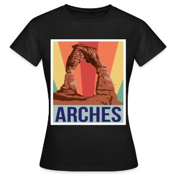Arches Souvenir Nationalpark Moab Canyon Souvenir - Frauen T-Shirt - Schwarz - Vorne - AI Model Female 172 dark (172cm)