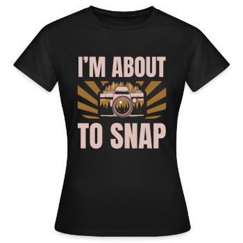 Je suis en train d’embaucher le photographe caméraman-objectif - T-shirt Femme - noir - Devant - AI Model Female 172 dark (172cm)