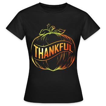 Citrouille avec ruban de bandage Thanksgiving reconnaissant - T-shirt Femme - noir - Devant - AI Model Female 172 dark (172cm)