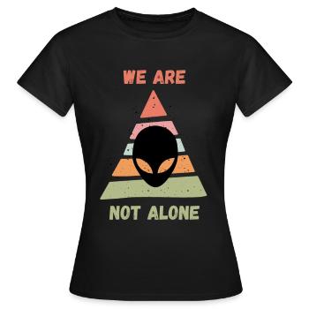 Alien We are not Alone - Women's T-Shirt - black - Front - AI Model Female 172 dark (172cm)