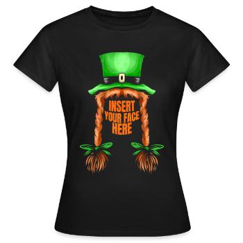 Chapeau vert, tresses rouges, insérez votre visage ici St - T-shirt Femme - noir - Devant - AI Model Female 172 dark (172cm)