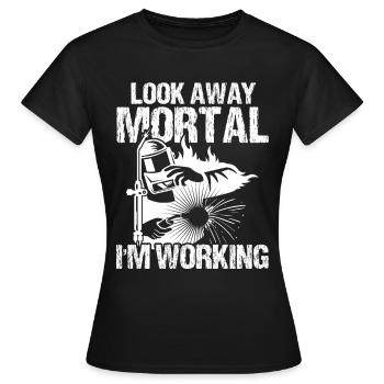 Look away i'm Working - Frauen T-Shirt - Schwarz - Vorne - AI Model Female 172 dark (172cm)