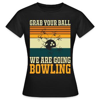 Bowling - Frauen T-Shirt - Schwarz - Vorne - AI Model Female 172 dark (172cm)