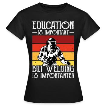 Schweißen Schweißer - Frauen T-Shirt - Schwarz - Vorne - AI Model Female 172 dark (172cm)