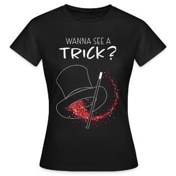 Bühnenmagier Zaubershow Hobbyzauberer Zauberei - Frauen T-Shirt - Schwarz - Vorne - AI Model Female 172 dark (172cm)