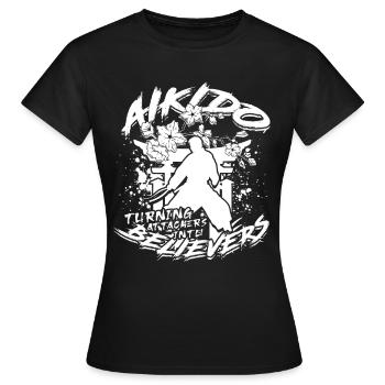 L’Aïkido transforme les attaquants en croyants - T-shirt Femme - noir - Devant - AI Model Female 172 dark (172cm)