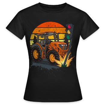 Die Ampel muss weg! Traktor rammt Ampel - Frauen T-Shirt - Schwarz - Vorne - AI Model Female 172 dark (172cm)