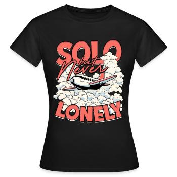 Premier pilote de vol solo en solo mais jamais seul - T-shirt Femme - noir - Devant - AI Model Female 172 dark (172cm)