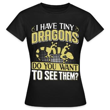 Molch - Frauen T-Shirt - Schwarz - Vorne - AI Model Female 172 dark (172cm)