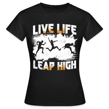 Saut en longueur Saut en longueur Vivre la vie Sauter haut - T-shirt Femme - noir - Devant - AI Model Female 172 dark (172cm)