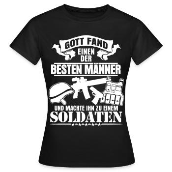 Soldat Soldaten - lustiger Spruch - Frauen T-Shirt - Schwarz - Vorne - AI Model Female 172 dark (172cm)