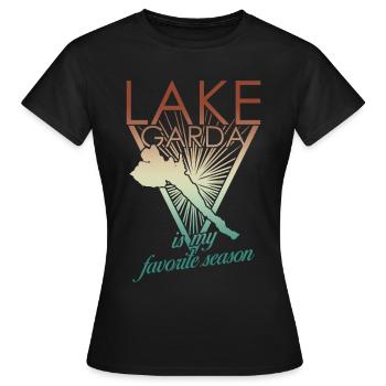 Gardasee Lake Garda Lago di Garda - Frauen T-Shirt - Schwarz - Vorne - AI Model Female 172 dark (172cm)