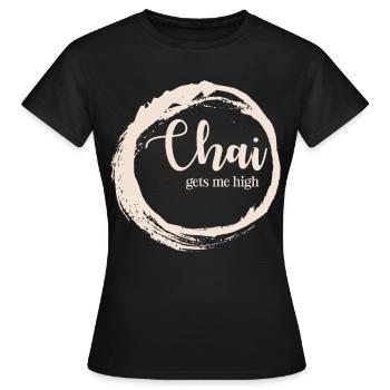 Thé Chai Boire Chai Latte - T-shirt Femme - noir - Devant - AI Model Female 172 dark (172cm)