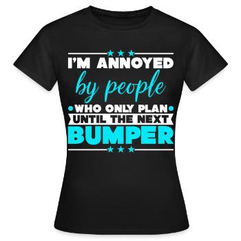Trafic aux heures de pointe - T-shirt Femme - noir - Devant - AI Model Female 172 dark (172cm)