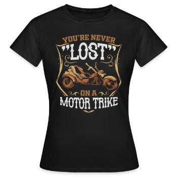 Vous n'êtes jamais perdu sur un tricycle à moteur - Tricycle Biker - T-shirt Femme - noir - Devant - AI Model Female 172 dark (172cm)