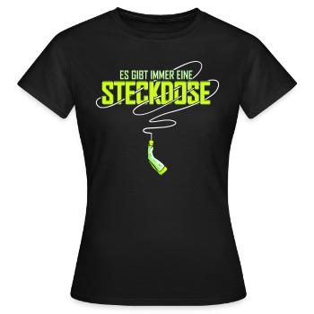 Il ya toujours une prise électrique véhicule - T-shirt Femme - noir - Devant - AI Model Female 172 dark (172cm)