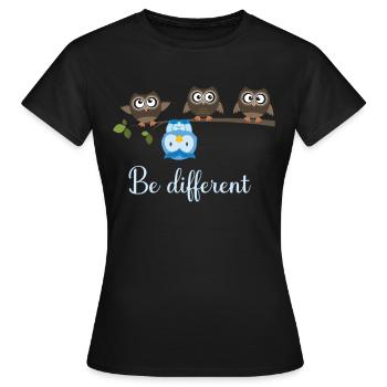 Be Different Eule - Frauen T-Shirt - Schwarz - Vorne - AI Model Female 172 dark (172cm)