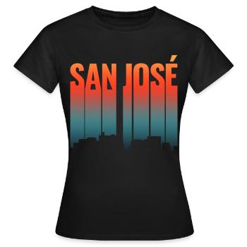 San José Skyline Farbverlauf - Frauen T-Shirt - Schwarz - Vorne - AI Model Female 172 dark (172cm)