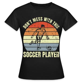 Blague drôle sur le football - T-shirt Femme - noir - Devant - AI Model Female 172 dark (172cm)