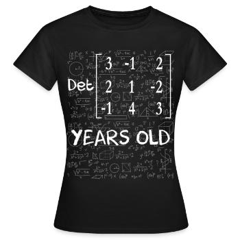 55e anniversaire 55 ans déterminant de matrice - T-shirt Femme - noir - Devant - AI Model Female 172 dark (172cm)