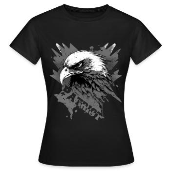Patriotischer Adler mit Schriftzug - Frauen T-Shirt - Schwarz - Vorne - AI Model Female 172 dark (172cm)
