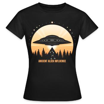 Ancient Alien Influence – UFO Orion Pyramid - Women's T-Shirt - black - Front - AI Model Female 172 dark (172cm)