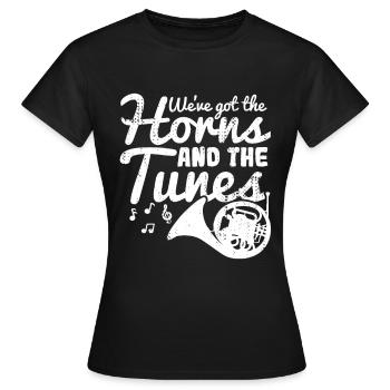 Nous avons les cuivres et les mélodies - T-shirt Femme - noir - Devant - AI Model Female 172 dark (172cm)