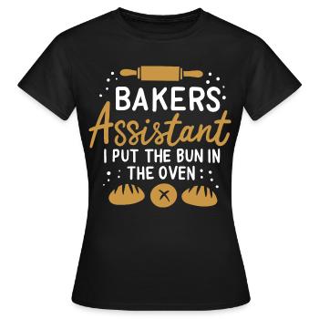 Baker's assistant - Women's T-Shirt - black - Front - AI Model Female 172 dark (172cm)