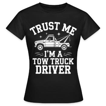 Abschleppwagen Truck Abschlepper - Frauen T-Shirt - Schwarz - Vorne - AI Model Female 172 dark (172cm)