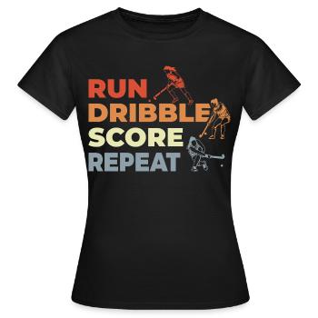 Courir, dribbler, marquer, répéter - T-shirt Femme - noir - Devant - AI Model Female 172 dark (172cm)