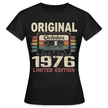 Geboren im Oktober 1976 | Vintage Geschenk Oktober 1976 - Frauen T-Shirt - Schwarz - Vorne - AI Model Female 172 dark (172cm)