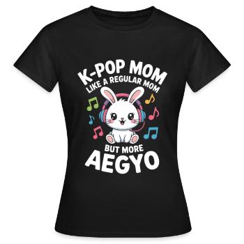 K-Pop Mom Funny Korea Music Aegyo - Women's T-Shirt - black - Front - AI Model Female 172 dark (172cm)