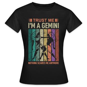 Sternzeichen Zwilling - Frauen T-Shirt - Schwarz - Vorne - AI Model Female 172 dark (172cm)