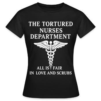 L’appartement de soins tourmenté - Love and Kittel - T-shirt Femme - noir - Devant - AI Model Female 172 dark (172cm)