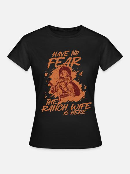 Wife of a farmer Mother - Women's T-Shirt - black