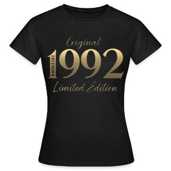 33. Geburtstag Original Dezember Jahrgang 1992 - Frauen T-Shirt - Schwarz - Vorne - AI Model Female 172 dark (172cm)