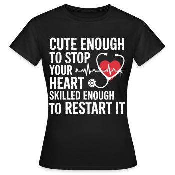 Redémarrage du cœur : mignon et fort - T-shirt Femme - noir - Devant - AI Model Female 172 dark (172cm)