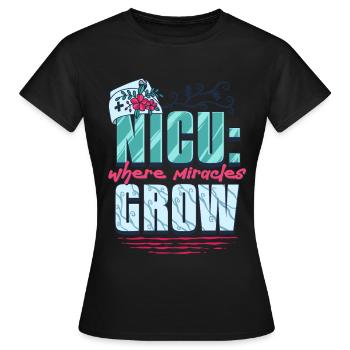 Infirmière en néonatologie où les miracles grandissent - T-shirt Femme - noir - Devant - AI Model Female 172 dark (172cm)