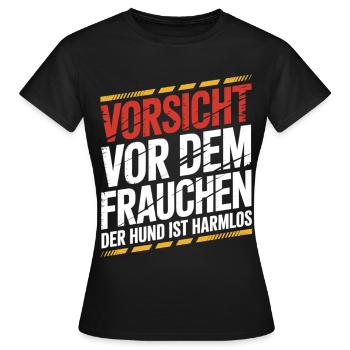 Hund Spruch T-Shirt – Vorsicht Vor Dem Frauchen - Frauen T-Shirt - Schwarz - Vorne - AI Model Female 172 dark (172cm)
