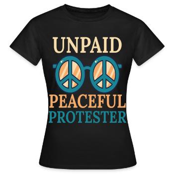 Lunettes non rémunérées pour manifestants pacifiques - T-shirt Femme - noir - Devant - AI Model Female 172 dark (172cm)