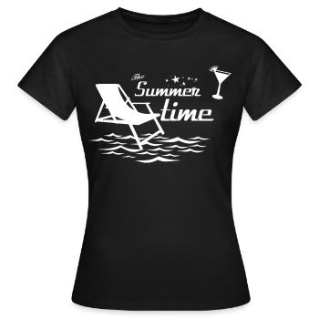 Sommermotiv mit Liegestuhl, Wellen und Cocktail - Frauen T-Shirt - Schwarz - Vorne - AI Model Female 172 dark (172cm)