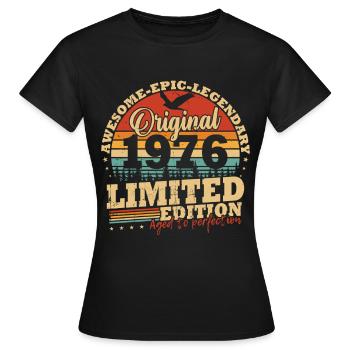 Cadeau d’anniversaire vintage original de 1976 - T-shirt Femme - noir - Devant - AI Model Female 172 dark (172cm)