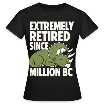 Humour de Tricératops extrêmement à la retraite - T-shirt Femme - noir - Devant - AI Model Female 172 dark (172cm)