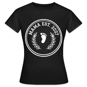 Mama 2027 Babyfuß Kranz - Frauen T-Shirt - Schwarz - Vorne - AI Model Female 172 dark (172cm)
