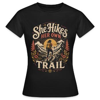 Randonnée pour randonneurs - T-shirt Femme - noir - Devant - AI Model Female 172 dark (172cm)