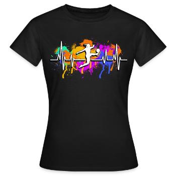 Battements de cœur du football féminin - T-shirt Femme - noir - Devant - AI Model Female 172 dark (172cm)