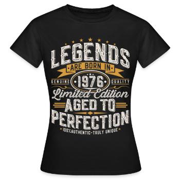 Cadeau rétro vintage d’anniversaire 1976 - T-shirt Femme - noir - Devant - AI Model Female 172 dark (172cm)
