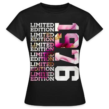 ÉDITION LIMITÉE 1976 - 50 ANS - 50E ANNIVERSAIRE - T-shirt Femme - noir - Devant - AI Model Female 172 dark (172cm)
