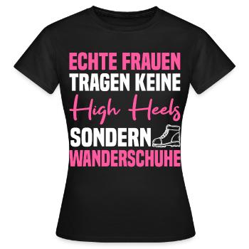 Echte Frauen Tragen Wanderschuhe - Frauen T-Shirt - Schwarz - Vorne - AI Model Female 172 dark (172cm)