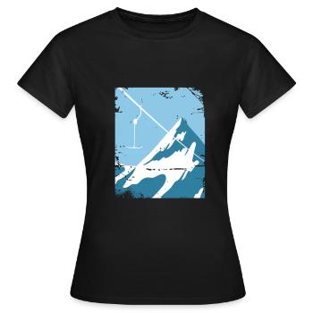 Skilift vor Bergpanorama - Frauen T-Shirt - Schwarz - Vorne - AI Model Female 172 dark (172cm)
